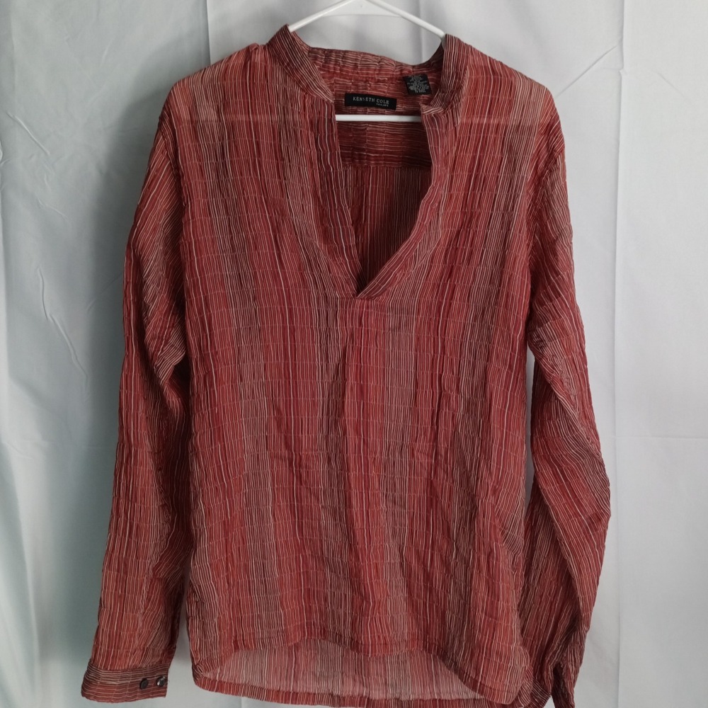 Kenneth Cole New York Mens Medium Red Crinkle Stripe V-Neck Long Sleeve Shirt